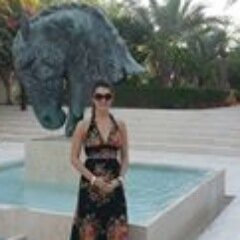 Editor of Better Homes Magazine. Loving every second of being in Dubai