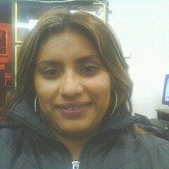 elenamirror's profile picture. 