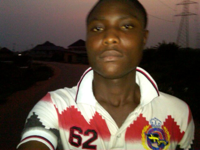 TwoinoneIyayi's profile picture. 