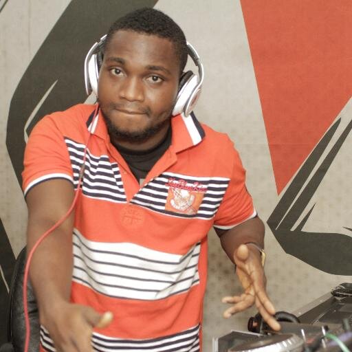 Remixer, Publicist | Artiste Manager | club _mixtape_EVEnt DJ }BEST DJ for UR OCASION.  bookings +233:0275067571