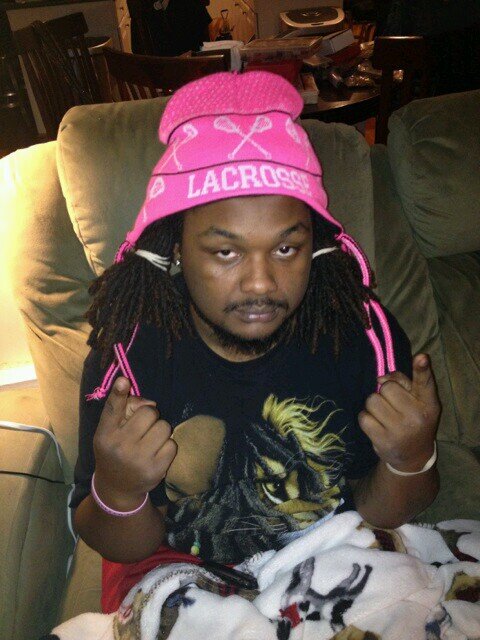 Uh inspired by women niggas say that I treat them different. Niggas be bitches hoes be bitches I don't see no difference.