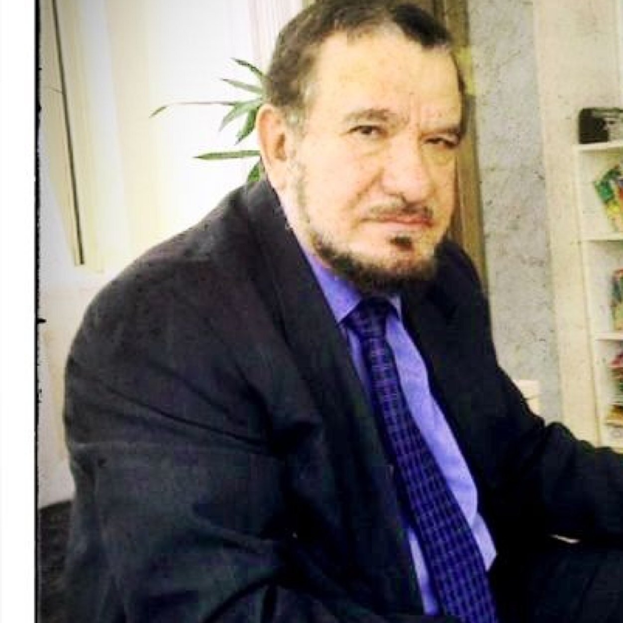 AlansariDr's profile picture. د. أحمد عبدالكريم الأنصاري استشاري امراض باطنيه و غدد صماء و هرمونات و سكري السالميه شارع ابو ذر الغفاري ت ٢٥٦٥٨٨٨٨

Instagram : dralansari