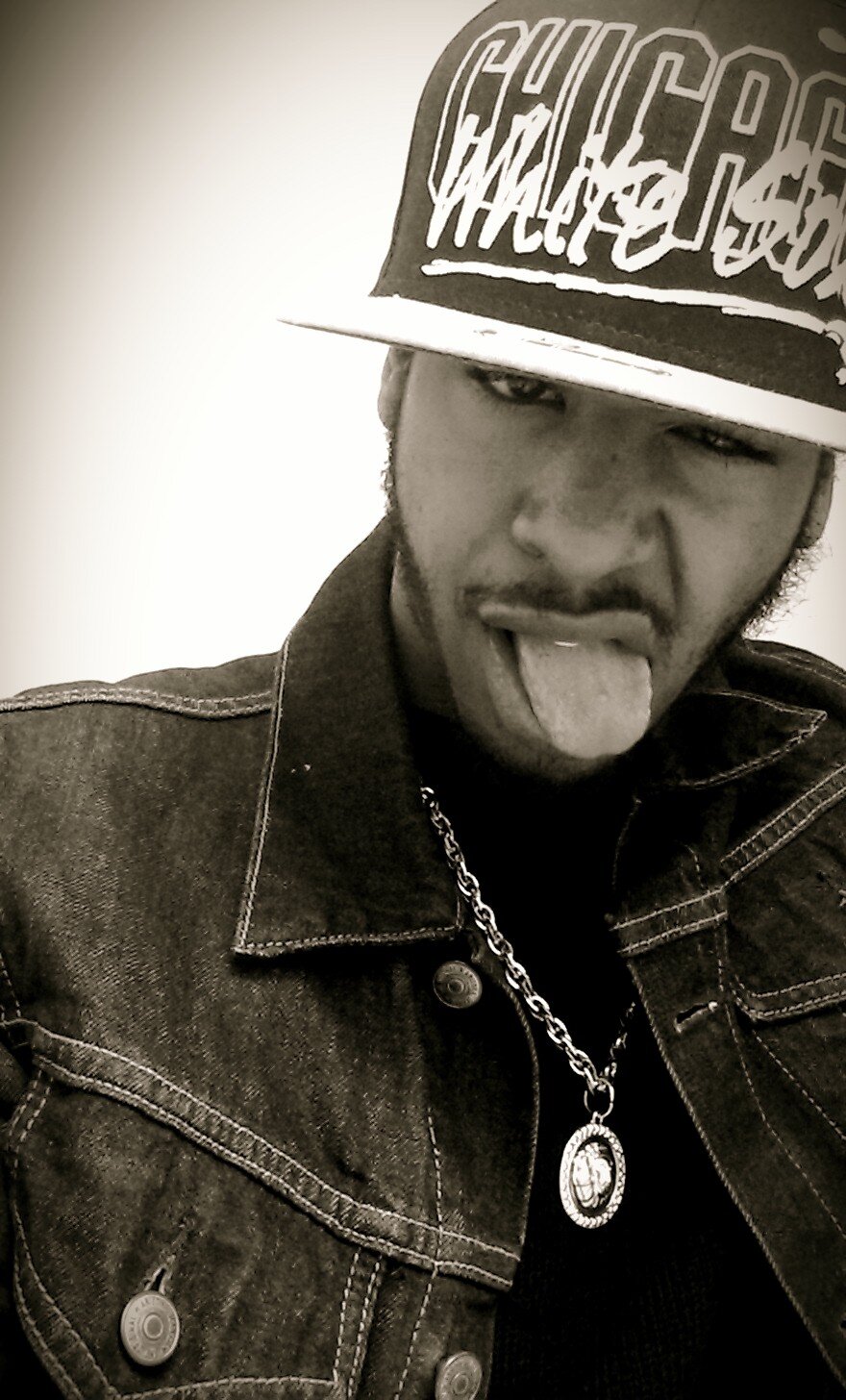 P.A.Model BTrowery for booking contact; BTrowery@gmail.com IG @ItsBTrowery