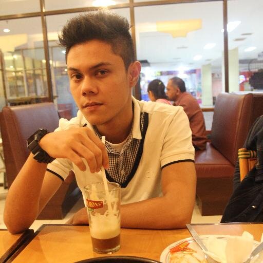 EzaBilfaqih's profile picture. 