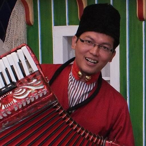 kang_prayit's profile picture. IT Konten Staff at SEAMOLEC dan Dosen IT di POLINES