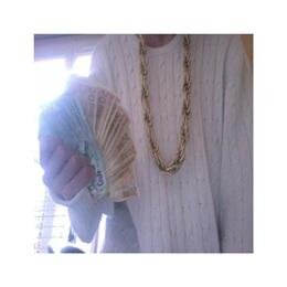 FOLLOW @LADYSOPHH!!!!! MY MAIN ACCOUNT