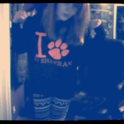 following all my followers back #Slovenia #swiftie #sheerio #vampette #Bro ( pewdiepie) #5SOSFamily