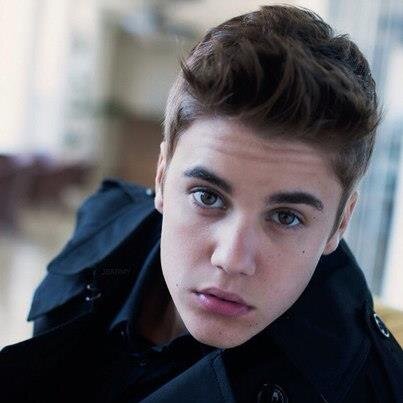 I love JB despite the protests of my friends. And I never change their minds... But I'm Belieber forever :3 ♥