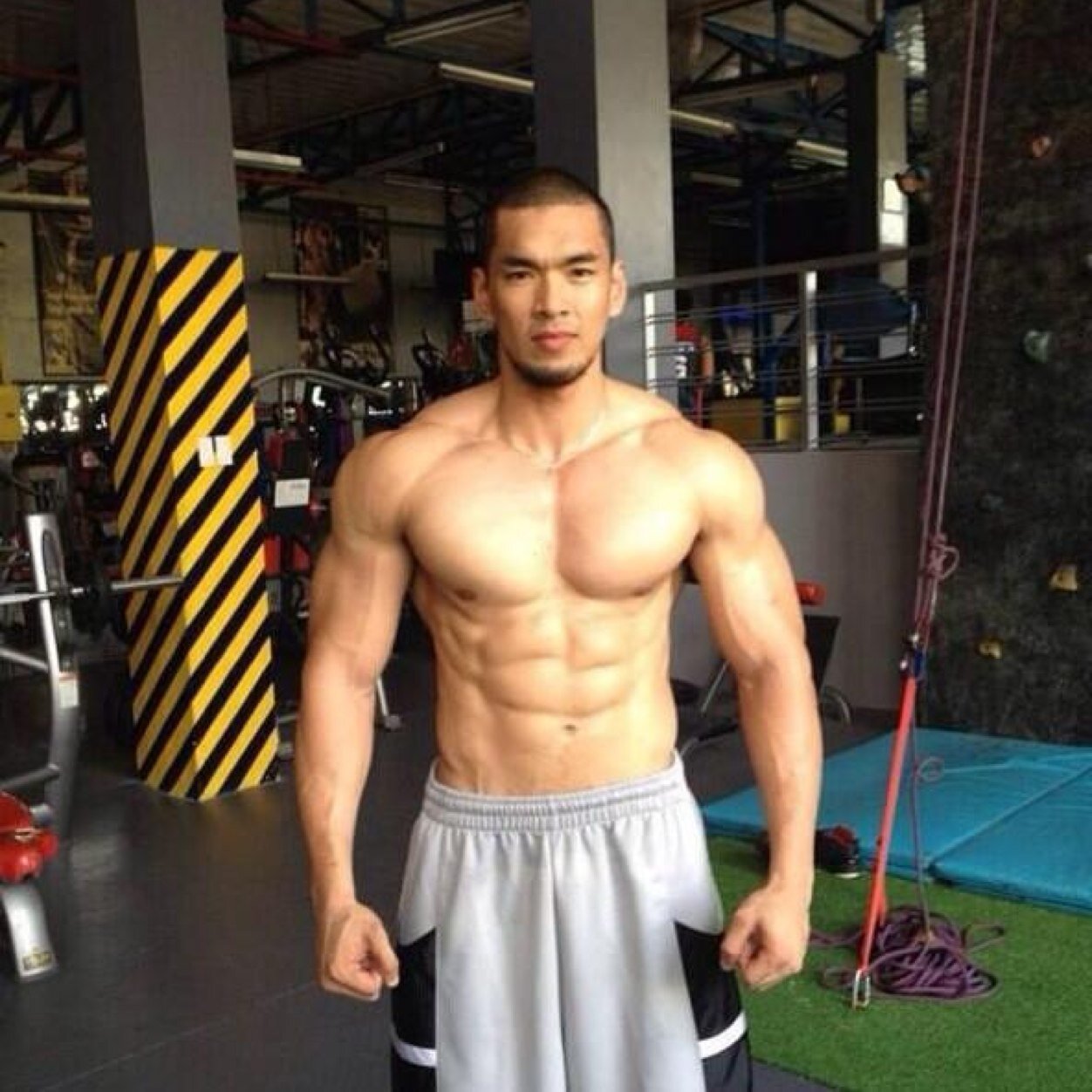 JackpoTEnginee's profile picture. เรียนวิศวะปี3 ทำงานเป็นล่ามภาษาญี่ปุ่น มีนบุรี //หทัยราษฎร์ (รูปดิสไม่ใช่ผม) ด้านมืดของชีวิต สนใจคุยกันได้ Line : jackpot_intania