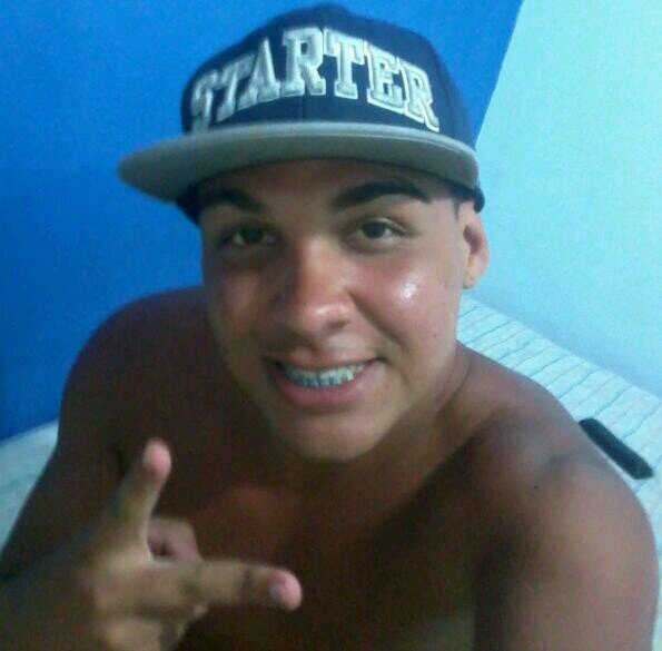 Faço inimigo rezar para que eu fique bem, porque se eu for embora ele vai se espelhar em quem?