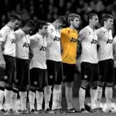 im a big fan of manchester united
amd when im 21 i want to play for the club 
football is my life 
i hope its yours too!!!