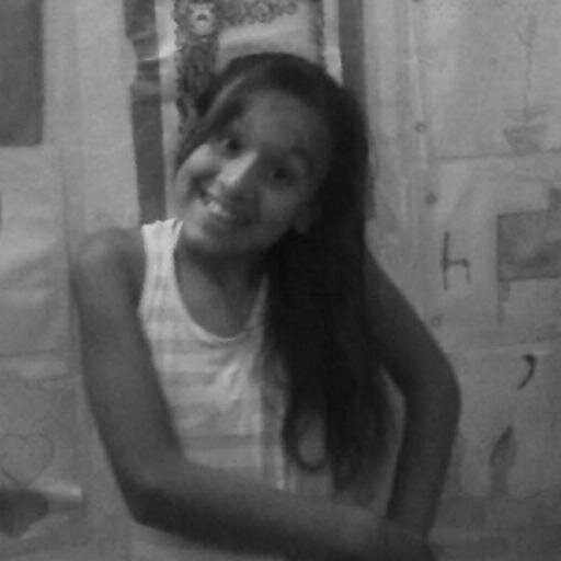 hola soy magui siganme.. XD S2