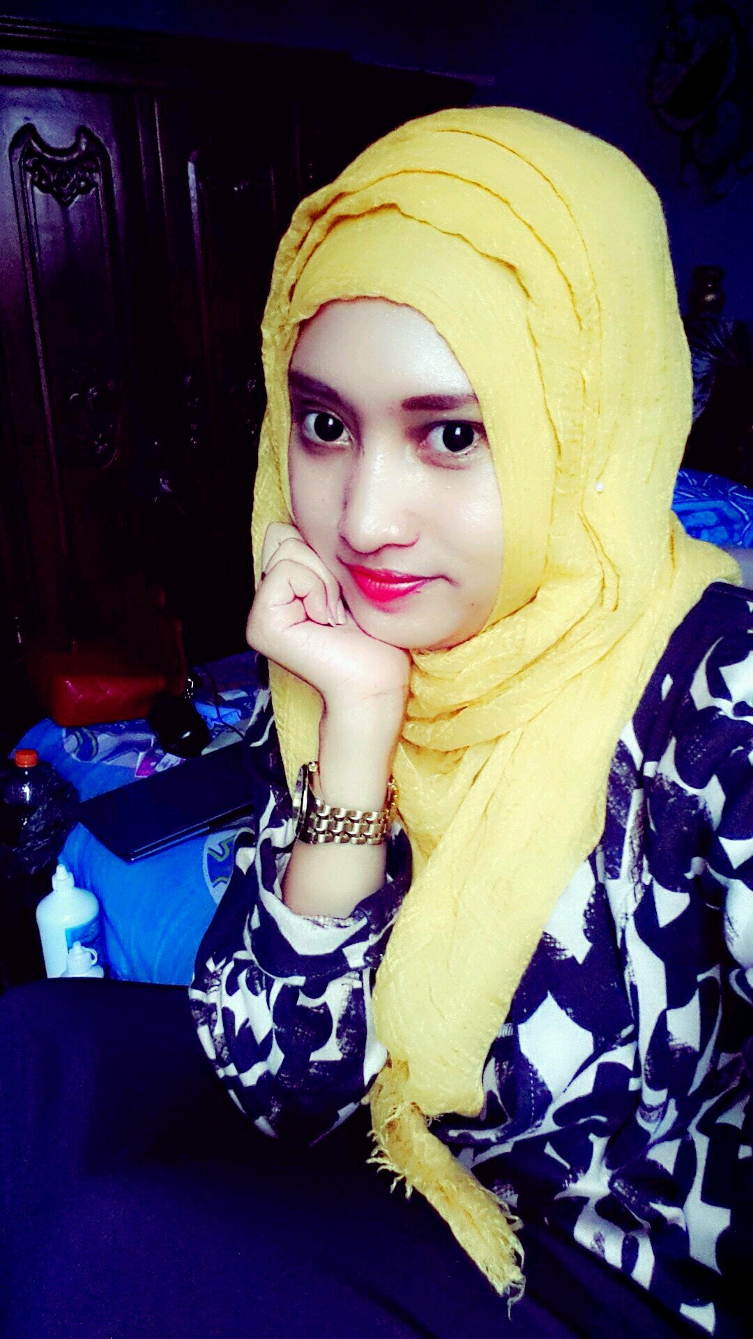 Raeraegina's profile picture. path: raegina friska , ig/line: raeginaff