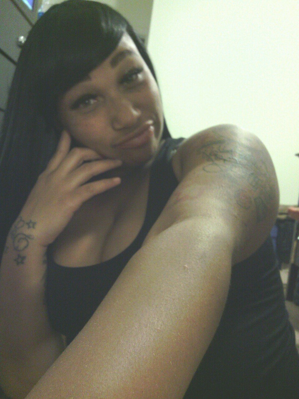 BaddAzz Is Tha Name ... Follow Meeh ill Think About Follown Back I Hate Dumb Hoes And Fuck NIggahs ! My Sistah Is A Texans Cheerleader #lmao