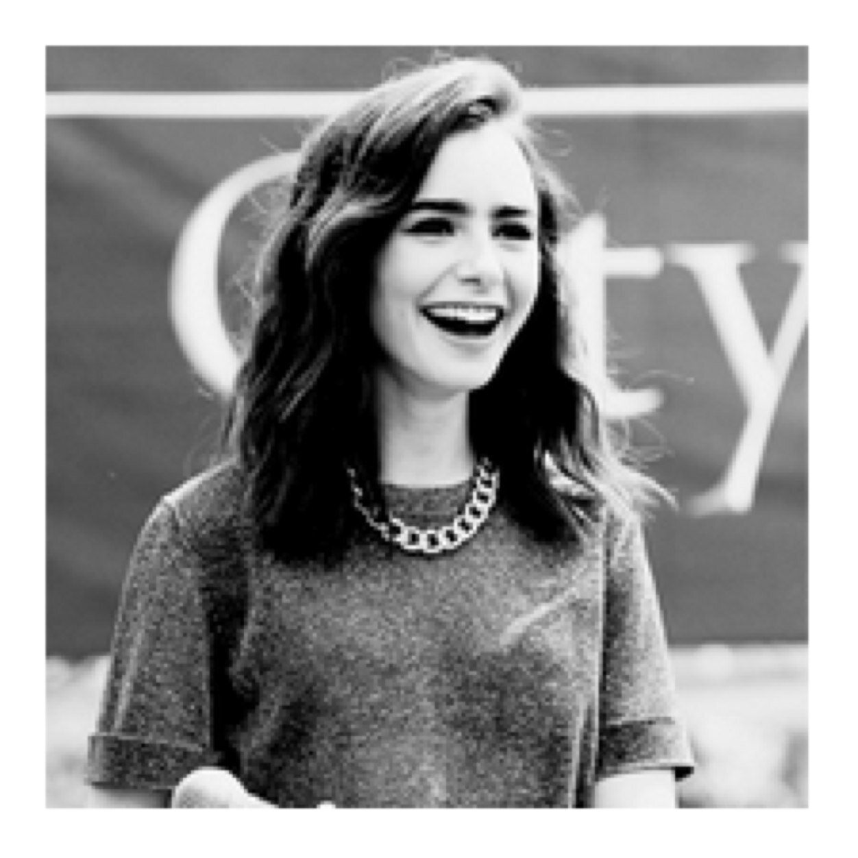 Lily Collins, 17 ans.