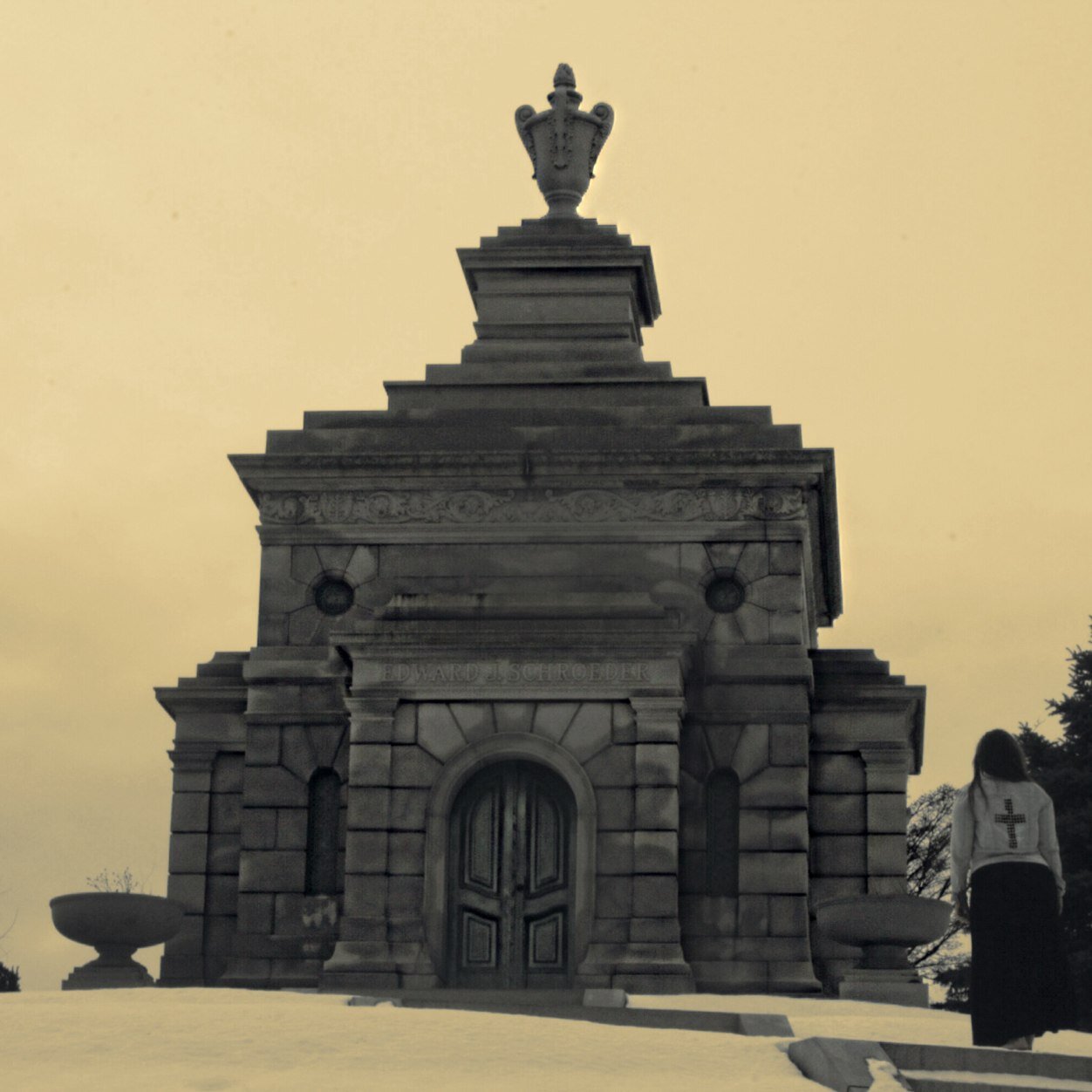 Ashleyritchie71's profile picture. If you can't explain it simply you don't understand it well enough.