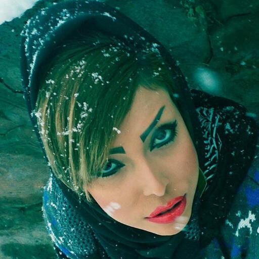دانشجوی خبرنگاری.
آرزو: یه روز خبرنگار بی بی سی بشم