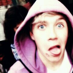 I love you Niall ♡ , Follow me please .Do not feel excluded because you and my favorite: D
