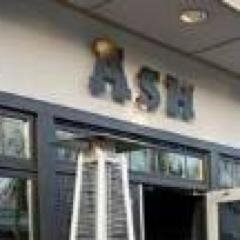 Ash_Cincy's profile picture. A neighborhood place for comforting food and drinks.