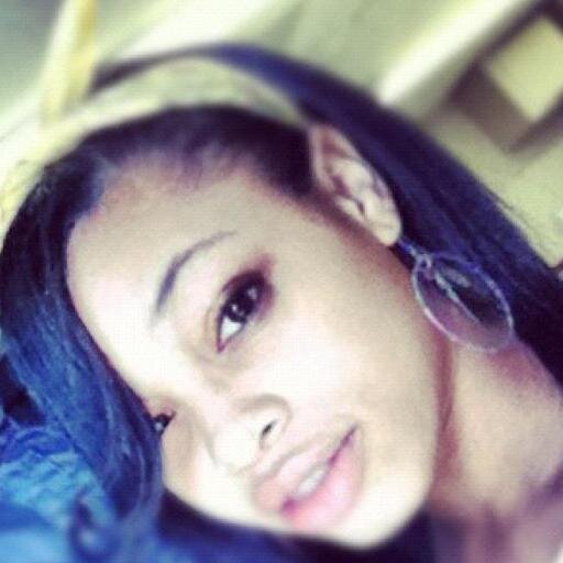 lleya_J's profile picture. #Cancer ❤️#Mommy❤️#17❤️ #Senior❤️❤ #Gorgeous❤️ #Taken❤️ #Smart❤️ #Classy ❤️