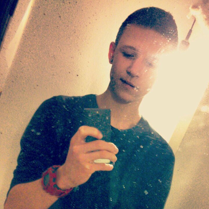 RubenJelmer's profile picture. Hallucinate