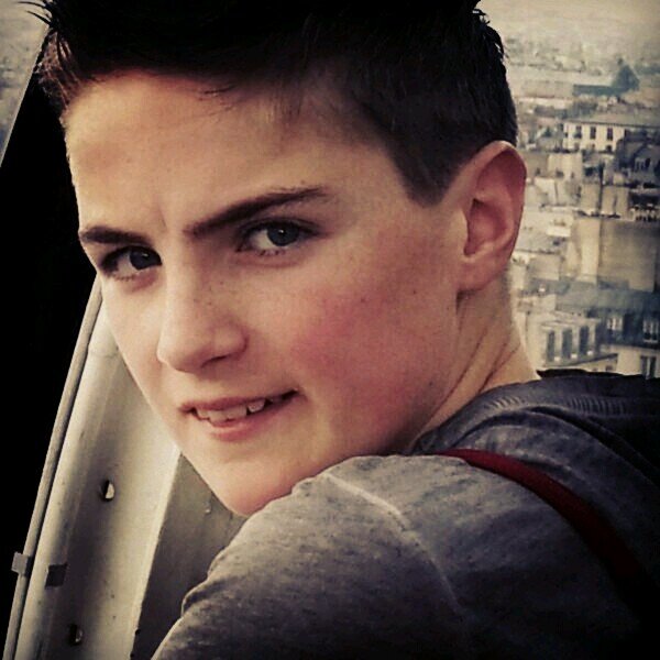 | soccer player of vvgemertB3 | klas LA1E  | PSV fan | PS3 name TGT_KiLzZ | insta en snapchat ; luukvdpol ;)