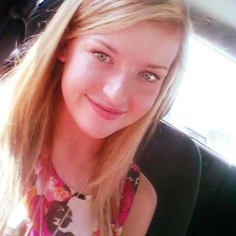 amberhickey18's profile picture. senior@claiborne.18.run track. work @ pizza inn. -never ever give up.