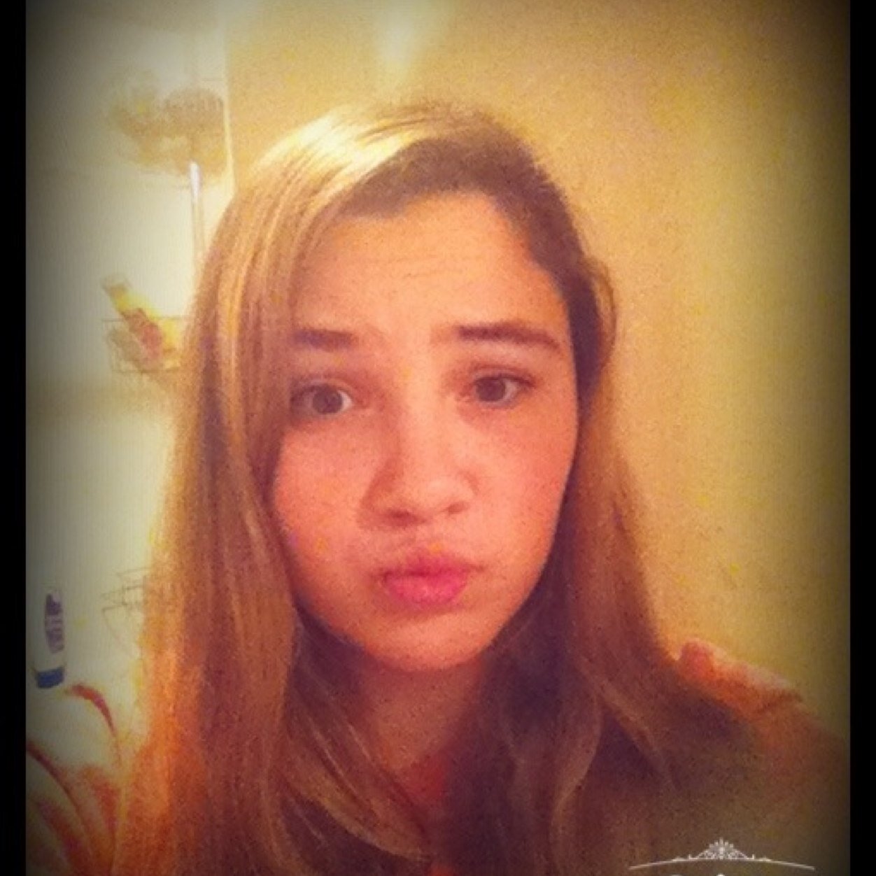 I love justin bieber 
I am a belieber since he was found 
Ik eveything  about justin 
He is my hero amd my idol 
He saved me