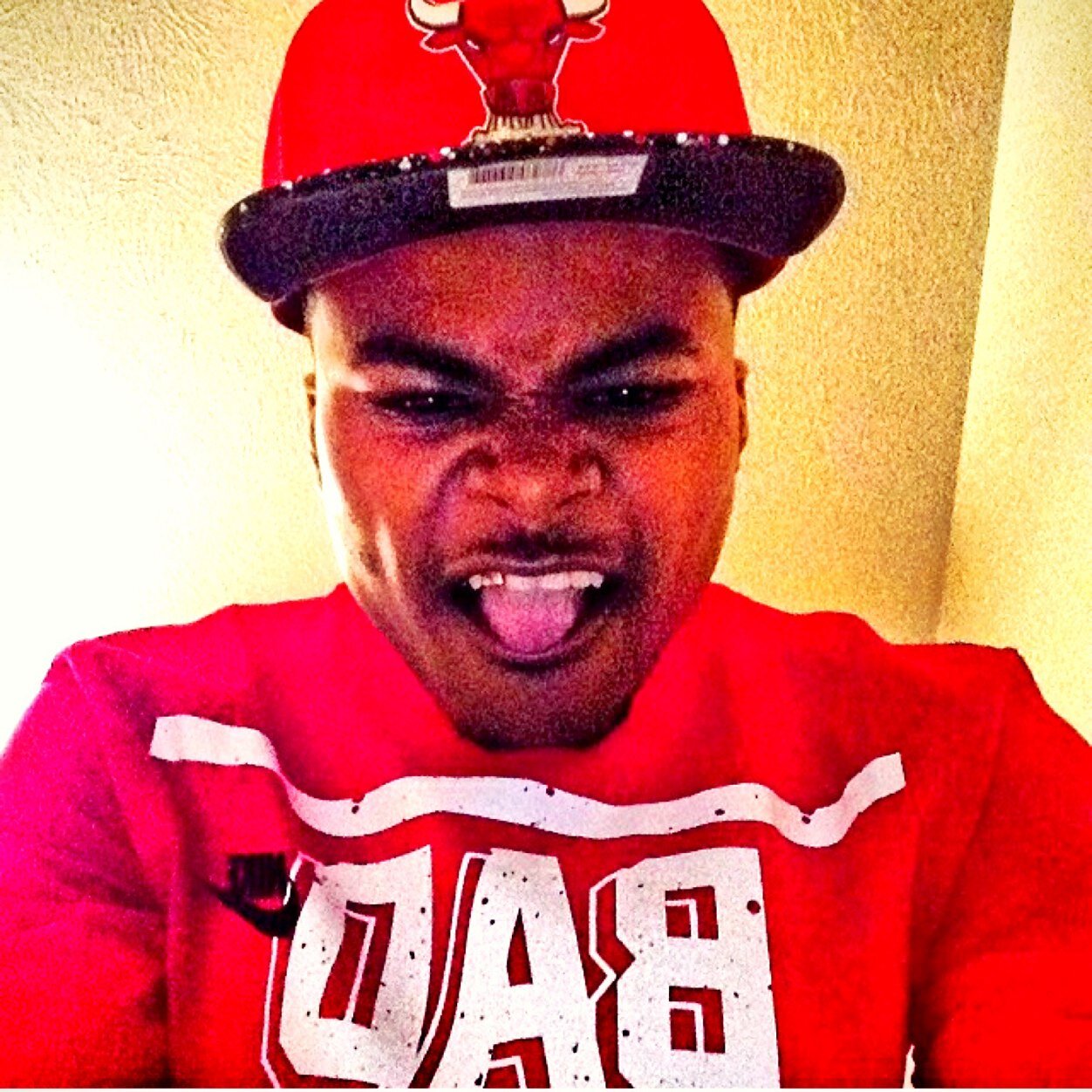 F.O.E Nigha! Tryna Get Paid Need A Show Deal Ill Have That Mfering Club Shaking! Fuck A Deal Im In These Cold Streets!