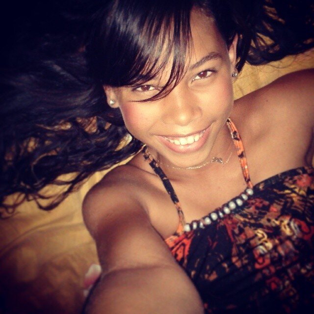 O meu pensamento te segue, Minha saudade te persegue
O meu amor não envelhece você não sai da minha mente '  ♫ ♪,                       LUANETE  ' sz