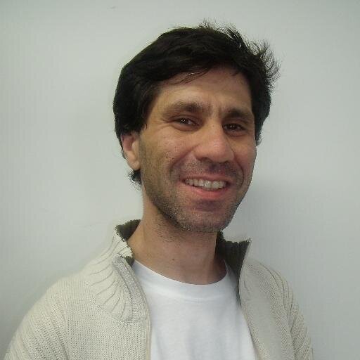 I´m an International Relations student at Fac. Integ. Rio Branco - SP - Brazil. Writer at http://t.co/tpNKIFvZdK and Multimedia Specialist.