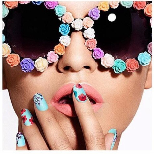 Beauty , Fashion , Diy & Randomness ,,, it's like your dream come true الجمال والموضة و رتوش تصنعيها بنفسك كحلم تحققيه في حياتك معنا Instagram: morablog