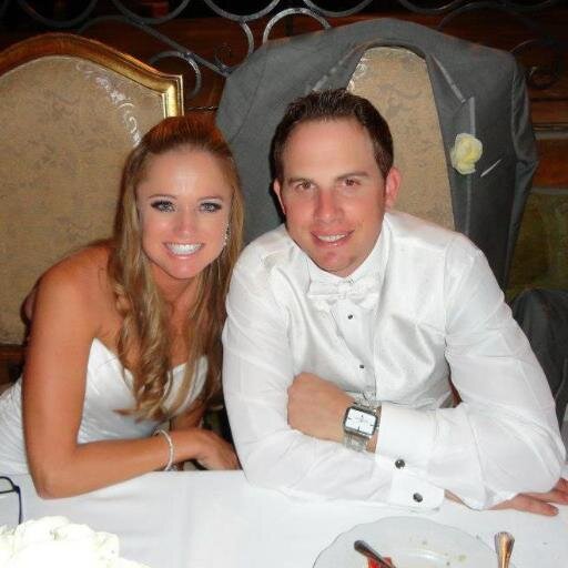 briancalegari's profile picture. 👨‍👩‍👧‍👦 family first 🏋️‍♀️ crunch fitness #nojudgments 🏈 football fit #trainlikethepros 🥋 ufcgym  #traindifferent