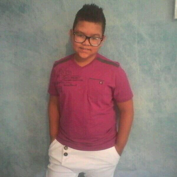 tenho 8 anos tenho 1 irmao e moro e ribeirao pires