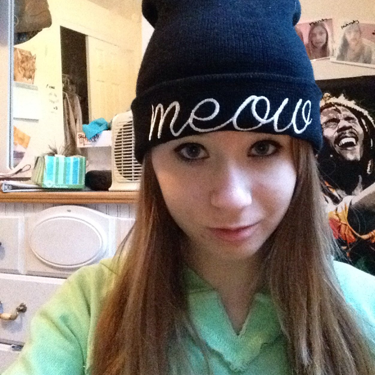 EpicFailTimeTV's profile picture. 13. Bored. Blonde. Happy ^-^