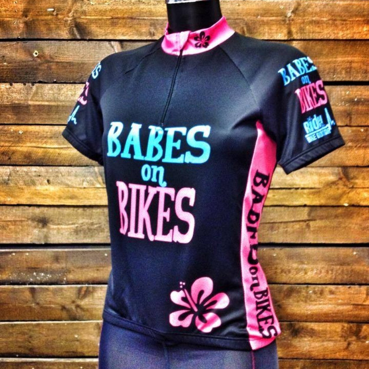 ladies only social trail cycling group based in Aberdare.All tweets our own!