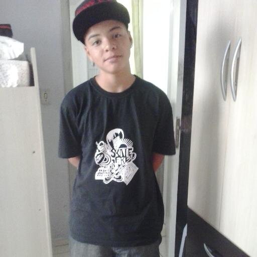 Escute , o falar de deus pois , vc n pode escutar '-'