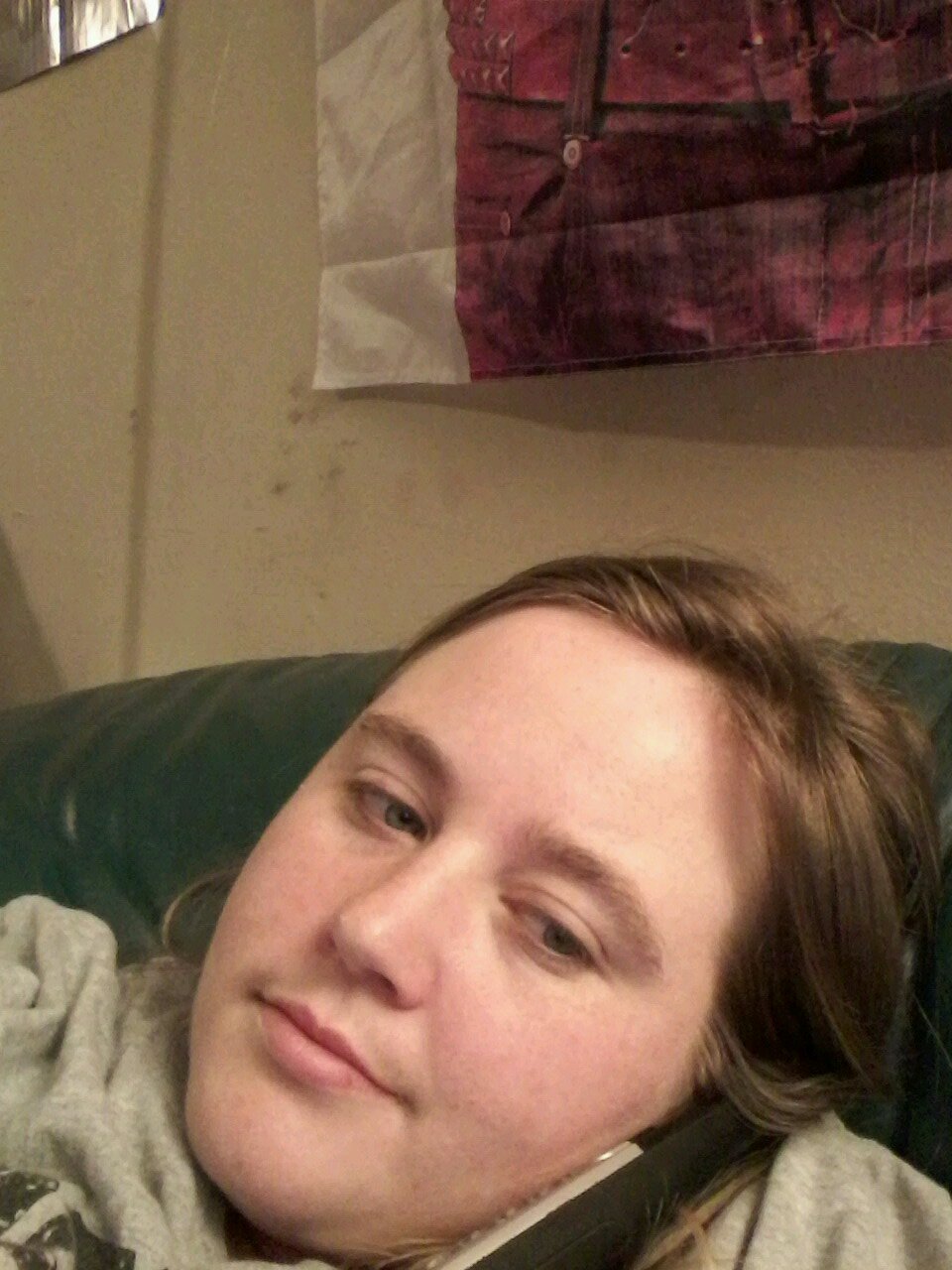 hi my name is amy im 31 I am mother of 1 I am fan of wwe impact and bengals I love my football now