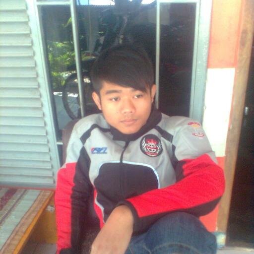 hidup dengan masalah akan lebih indah dan bermakna                       
          Yamaha Rx-King Sumedang 
           nol lima empat