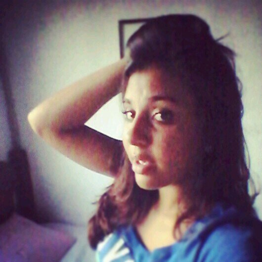 Pra ser feliz só preciso te merece  □