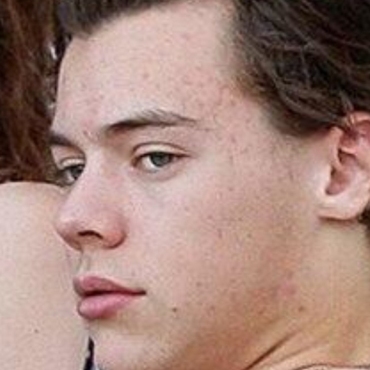 harryinasweater's profile picture. recreated my account :( follow @platinumharold ... remember jesus saw you ignore