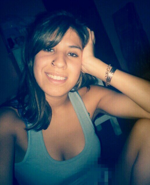 Feeeeliz de tenerte ami lado leonel :3 |