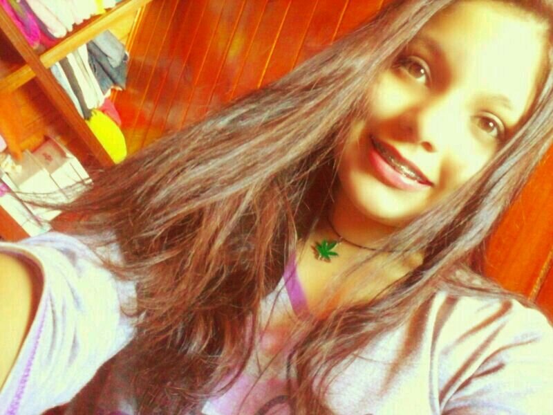 holi:) tengo 14 años y aqui esta mi feibuh http://t.co/tLXDWErsES