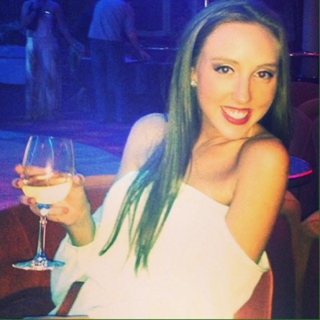 Kelly_Brooke1's profile picture. 