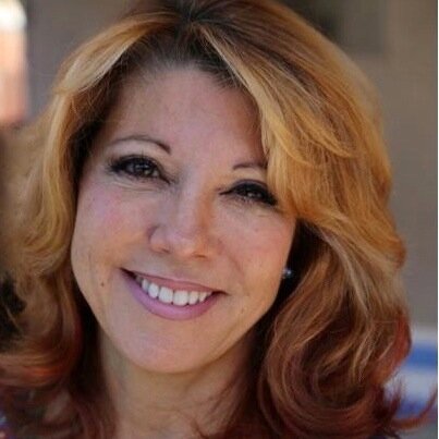 JoanieBake's profile picture. Media and Marketing Professional