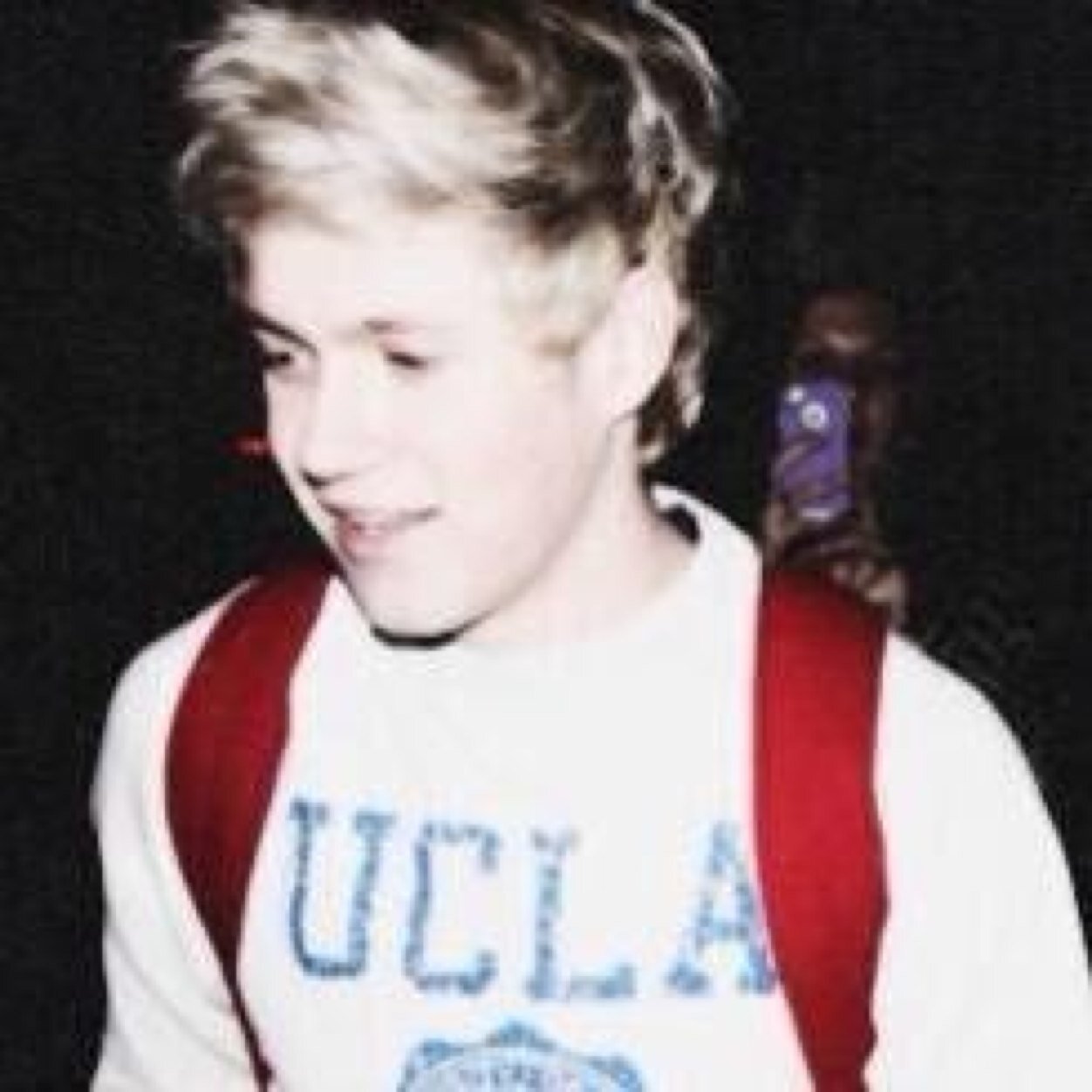 account was hacked help me get my followers back. xx :)