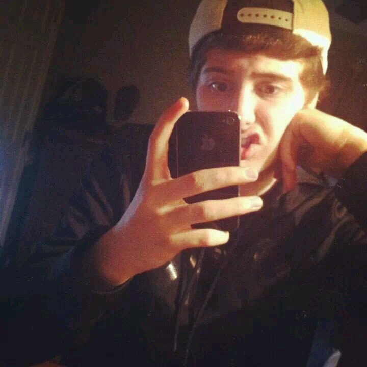 cortland_j's profile picture. 