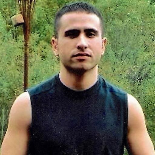 Len_Benzi's profile picture. Kind of new to Twitter, so please be patient :).