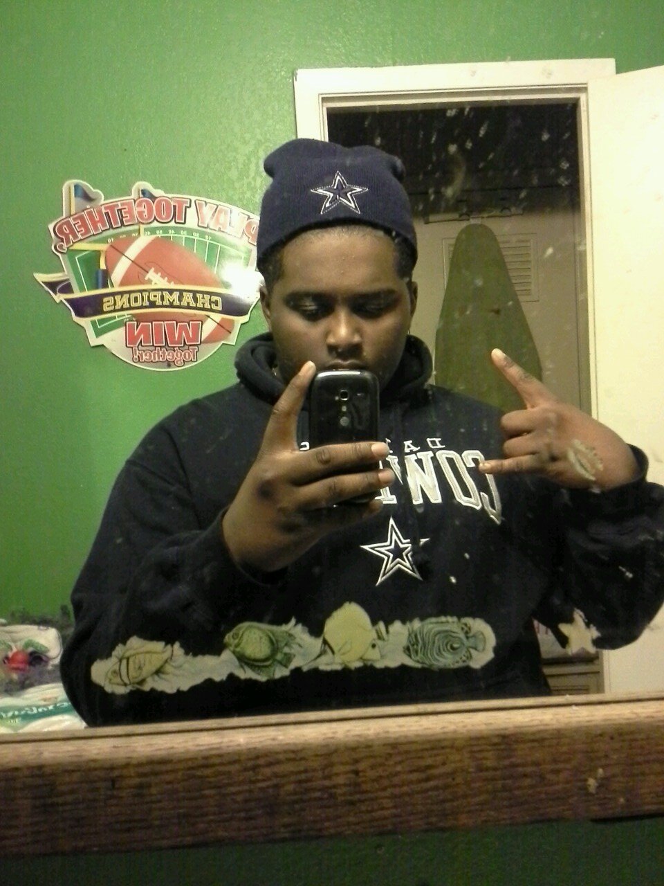 coopmaster71's profile picture. 