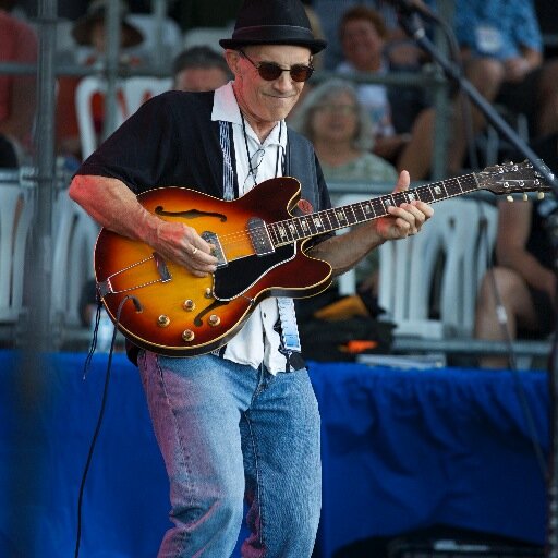 Damray2's profile picture. 